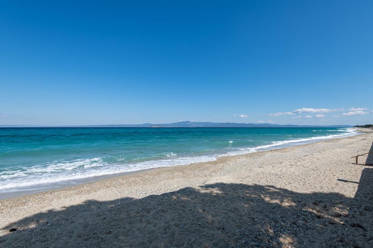 #Flh - Amalthia & Αthena Beachfront Houses In Pefkohori Dış mekan fotoğraf