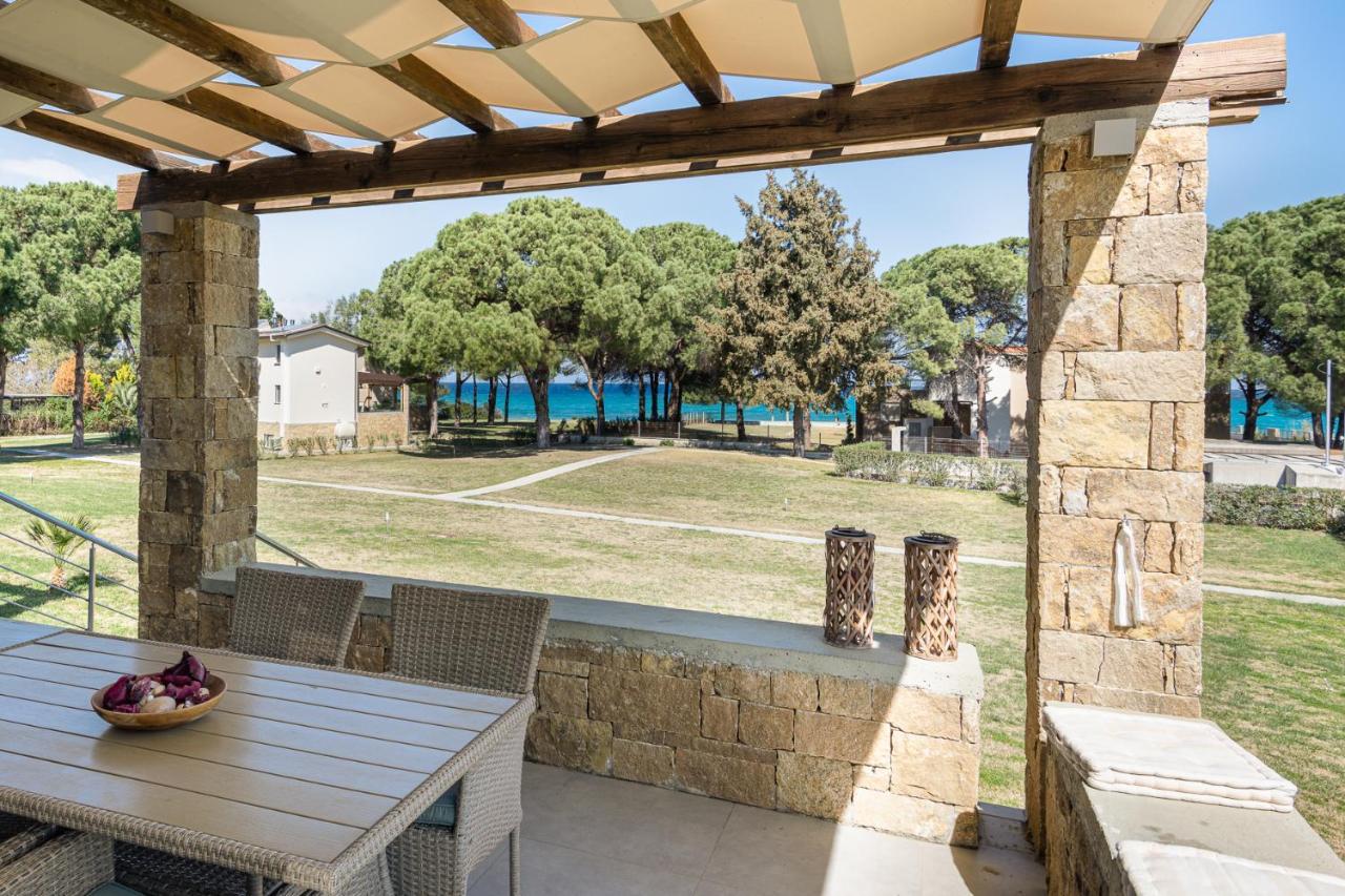 #Flh - Amalthia & Αthena Beachfront Houses In Pefkohori Dış mekan fotoğraf